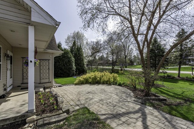 36909 N Marilyn Ln, Lake Villa, IL 60046 - photo 3
