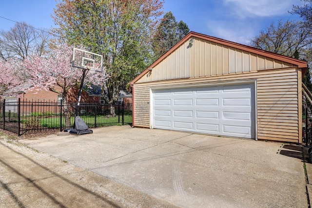 403 W 13th St, Sterling, IL 61081 - detached garage with fence
