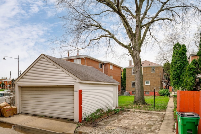 view of detached garage