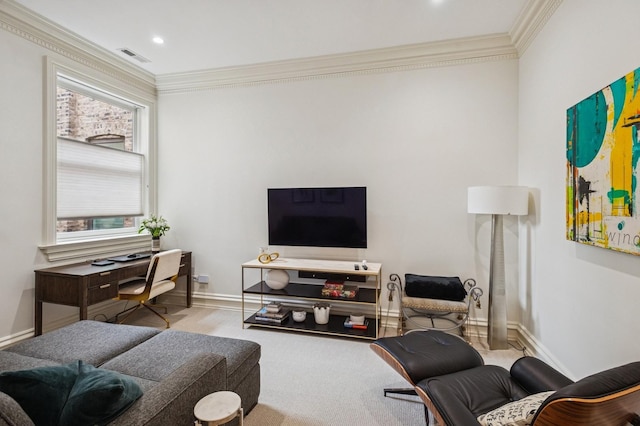 1242 N Astor St, Chicago, IL 60610 - living room with crown molding, baseboards, and visible vents