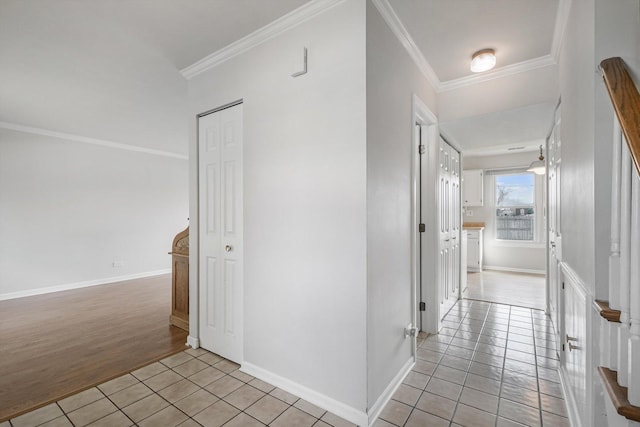1005 Thomas Blvd, Mundelein, IL 60060 - hallway featuring baseboards, ornamental molding, and light tile patterned flooring