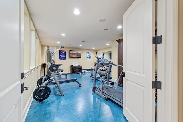 26W051 W Mohican Dr, Wheaton, IL 60189 - workout room featuring recessed lighting and visible vents