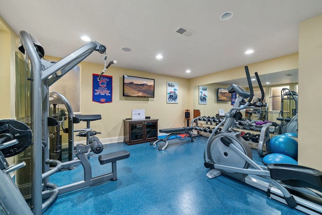 26W051 W Mohican Dr, Wheaton, IL 60189 - exercise room with visible vents and recessed lighting