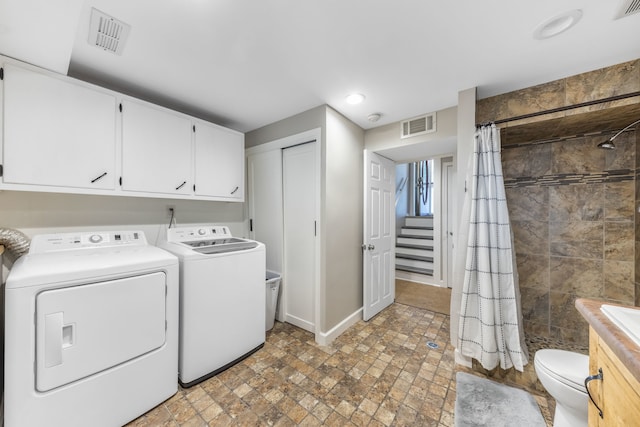 24221 S Edwin Dr, Channahon, IL 60410 - laundry room with washing machine and dryer and recessed lighting