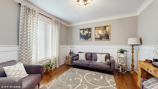 11050 Deer Haven Ln, Orland Park, IL 60467 - living room featuring ornamental molding, wood finished floors, a wainscoted wall, and a decorative wall