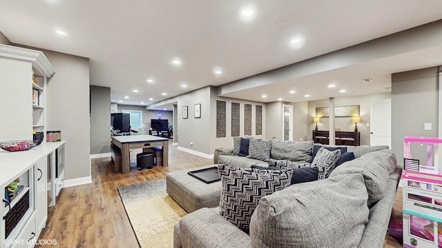 11050 Deer Haven Ln, Orland Park, IL 60467 - living room with light wood finished floors, baseboards, and recessed lighting