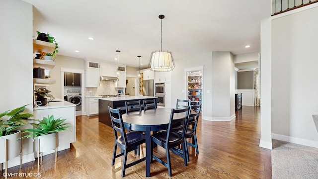 11050 Deer Haven Ln, Orland Park, IL 60467 - dining space featuring washer / clothes dryer, recessed lighting, wood finished floors, and baseboards