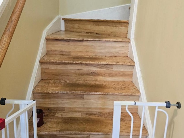 2186 Shadow Creek Ct N, Vernon Hills, IL 60061 - view of stairway