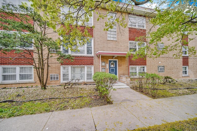 405 E 109th St Unit 203, Chicago, IL 60628 - multi unit property featuring brick siding
