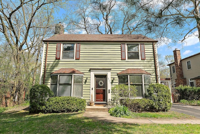 625 Perth Ave, Flossmoor, IL 60422 - view of front of home featuring a front lawn and a chimney