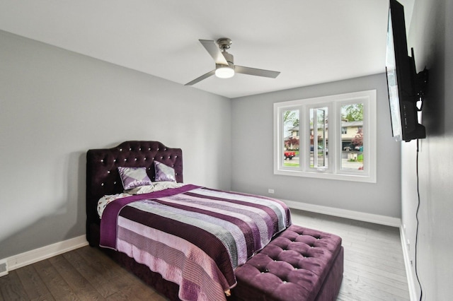 11702 Center Dr, Lemont, IL 60439 - bedroom featuring baseboards, a ceiling fan, and wood finished floors