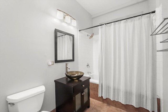 1730 W Diversey Pkwy Unit 1E, Chicago, IL 60614 - bathroom with shower / tub combo with curtain, toilet, tile patterned flooring, and vanity