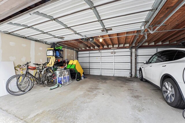 1730 W Diversey Pkwy Unit 1E, Chicago, IL 60614 - view of garage