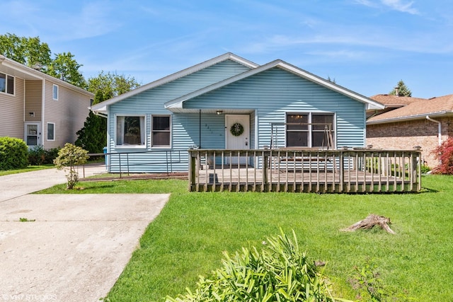 2211 Greengold St, Crest Hill, IL 60403 - bungalow featuring a front lawn