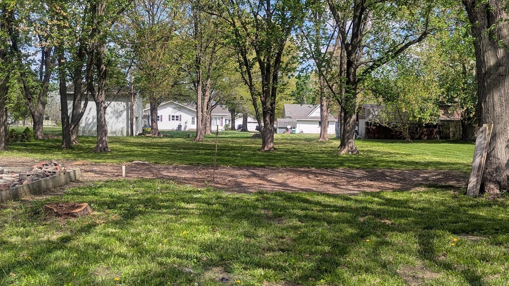 260 N Sherman St, Cisco, IL 61830
