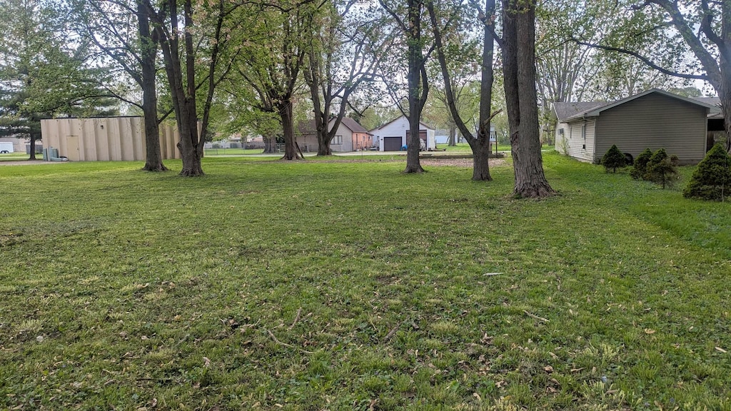 260 N Sherman St, Cisco, IL 61830