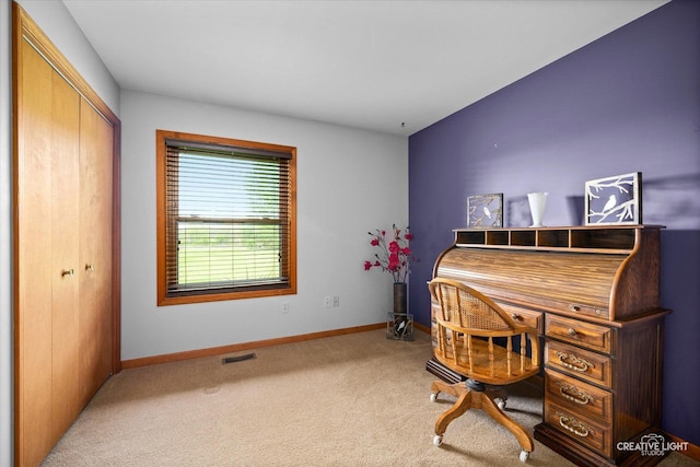 911 E Main St, Plano, IL 60545 - office space with carpet flooring and baseboards