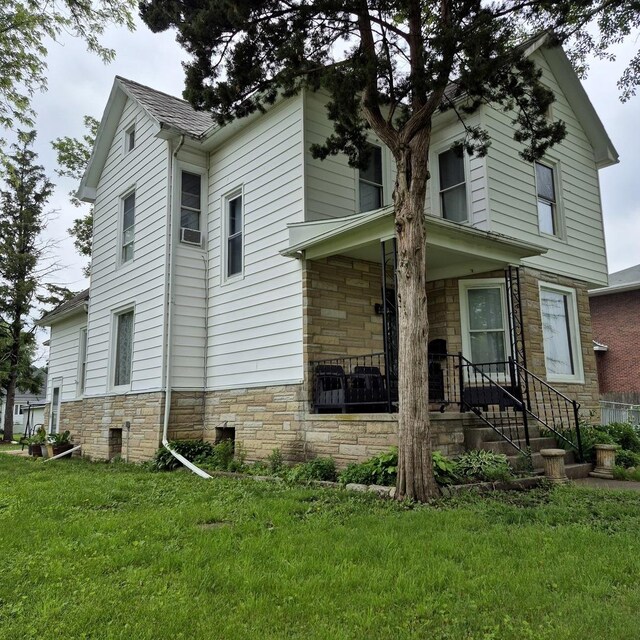 305 E Jackson St, Cullom, IL 60929 - photo 2