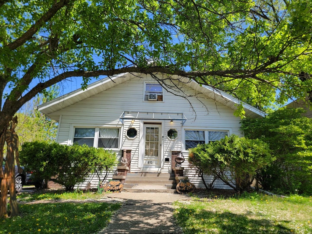 view of bungalow-style house