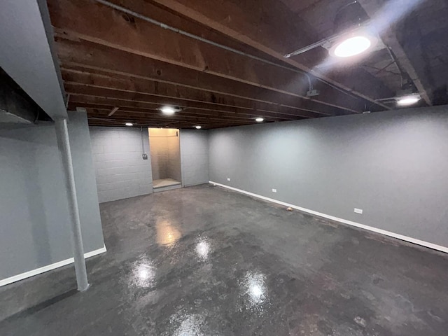 621 Superior Ave, Calumet City, IL 60409 - finished below grade area with baseboards