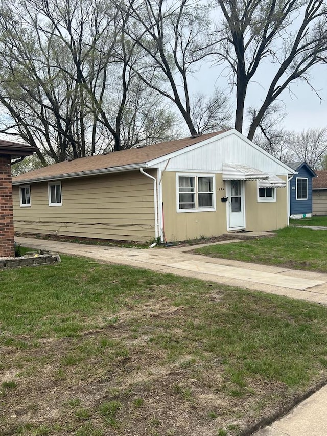 944 Greenbay Ave, Calumet City, IL 60409 - photo 12
