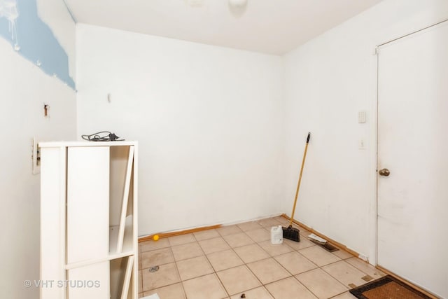 14252 S Hemingway Cir, Plainfield, IL 60544 - view of laundry area