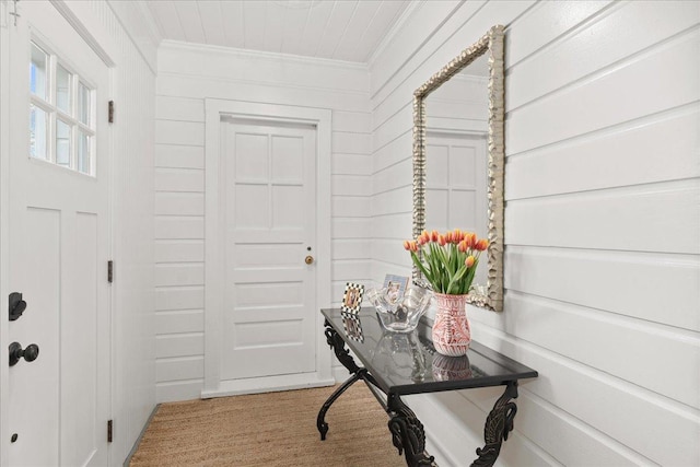 273 Eaton St, Northfield, IL 60093 - foyer featuring crown molding