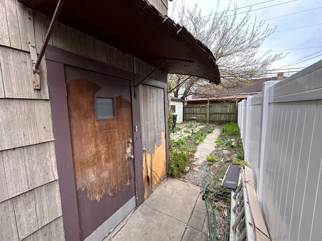4849 W Eddy St, Chicago, IL 60641 - photo 21