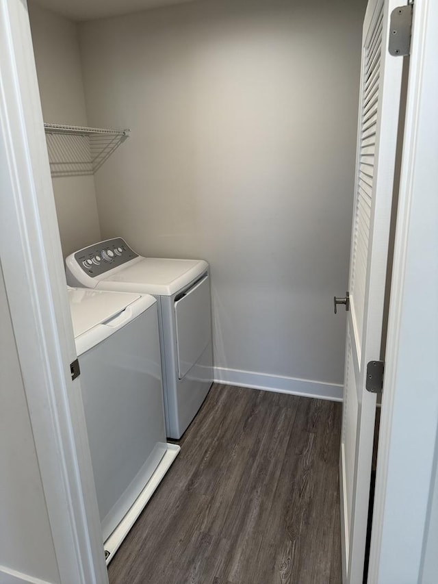 1840 Tall Oaks Dr, Antioch, IL 60002 - laundry area with independent washer and dryer, dark wood finished floors, and baseboards