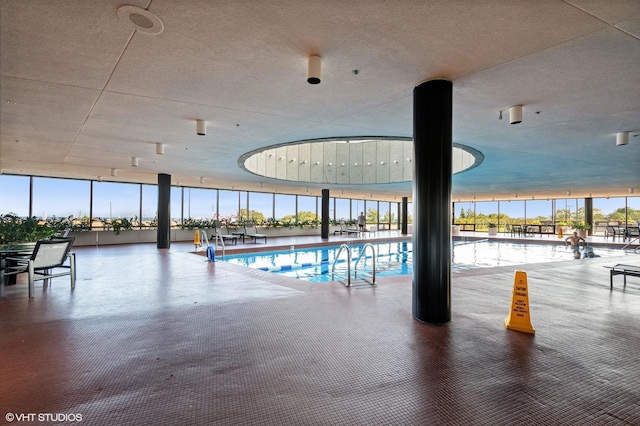 155 N Harbor Dr Unit 1112-13, Chicago, IL 60601 - view of pool