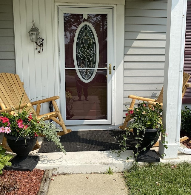 view of exterior entry