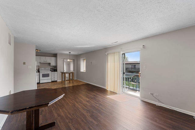 1119 S Curtis Ave Unit B23, Kankakee, IL 60901 - photo 5