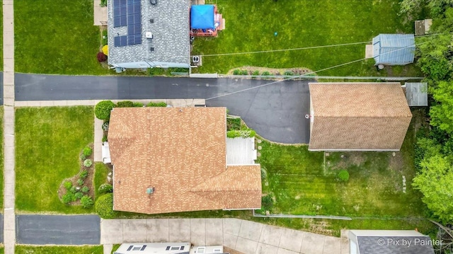 502 Everett Ave, Crystal Lake, IL 60014 - drone / aerial view