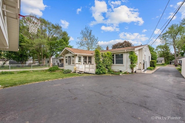 502 Everett Ave, Crystal Lake, IL 60014 - view of front facade with a chimney