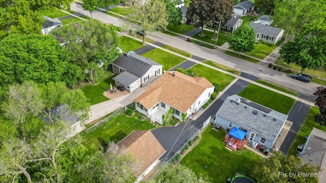 502 Everett Ave, Crystal Lake, IL 60014 - aerial view of residential area