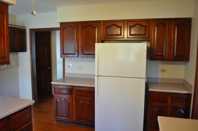 1272 N Scarlet Dr, Addison, IL 60101 - kitchen featuring white appliances, a sink, a peninsula, light countertops, and dark wood finished floors