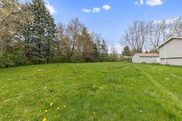 117 Brandywine Dr, Poplar Grove, IL 61065 - photo 2