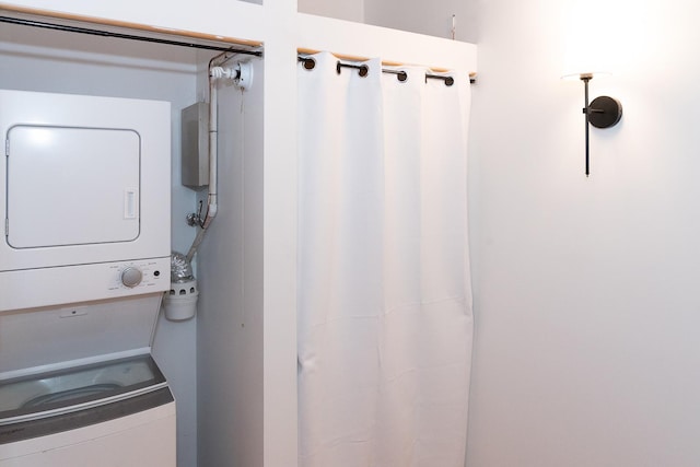 1250 W Van Buren St Unit 202, Chicago, IL 60607 - washroom with stacked washer / dryer