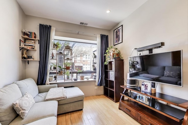 1811 W 17th St Unit 201, Chicago, IL 60608 - sitting room with recessed lighting, wood finished floors, and visible vents