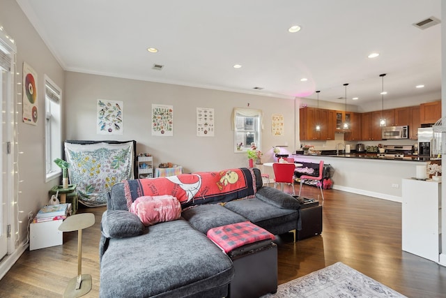 531 N Racine Ave Unit 3, Chicago, IL 60622 - living room with wood finished floors, crown molding, and recessed lighting
