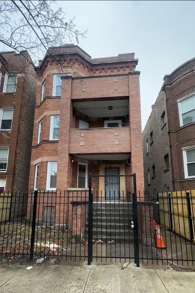 view of property featuring a fenced front yard