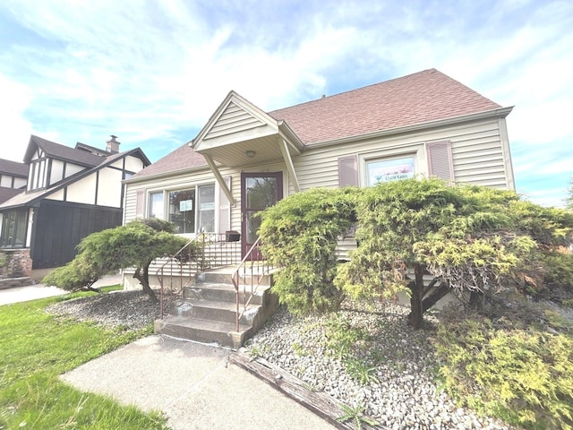 5404 Kimball Pl, Oak Lawn, IL 60453 - view of front of house with roof with shingles