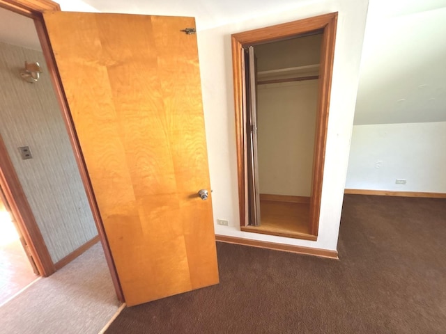 5404 Kimball Pl, Oak Lawn, IL 60453 - unfurnished bedroom featuring carpet floors, a closet, and baseboards