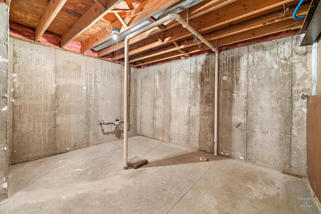 view of unfinished basement