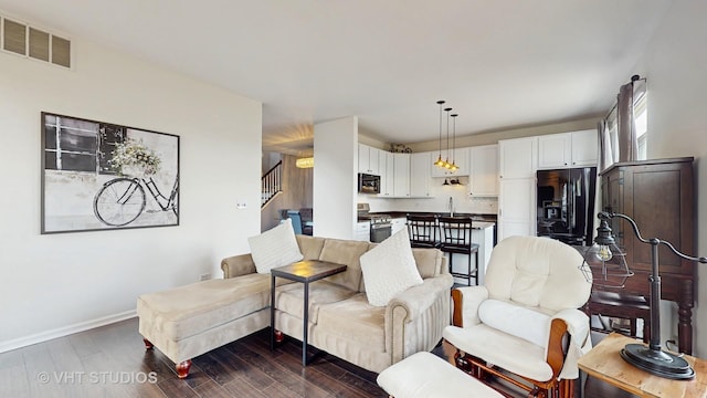 319 Fairmont Ct, Saint Charles, IL 60175 - photo 4