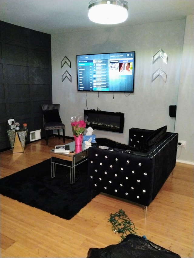11414 S Wallace St, Chicago, IL 60628 - living room featuring wood finished floors