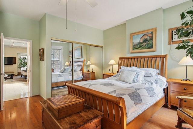 1400 N La Salle St Unit 3N, Chicago, IL 60610 - bedroom featuring wood-type flooring, a closet, and ceiling fan