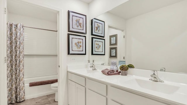 260 Snowdrop Ln, Elgin, IL 60124 - full bath with double vanity, shower / tub combo, toilet, and a sink