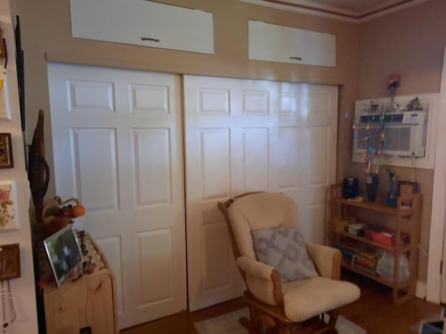 5030 N Keeler Ave, Chicago, IL 60630 - living area featuring a wall mounted air conditioner