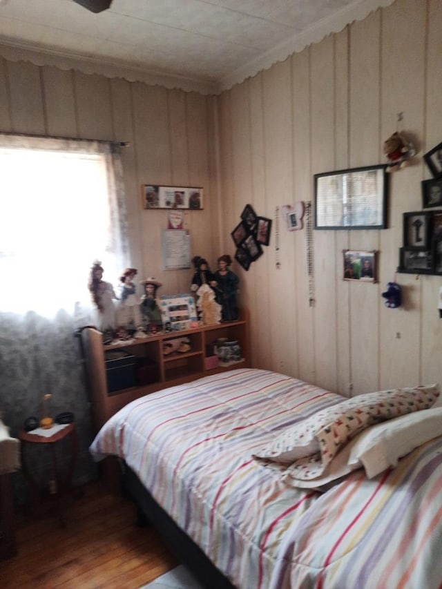 5030 N Keeler Ave, Chicago, IL 60630 - bedroom featuring wood finished floors